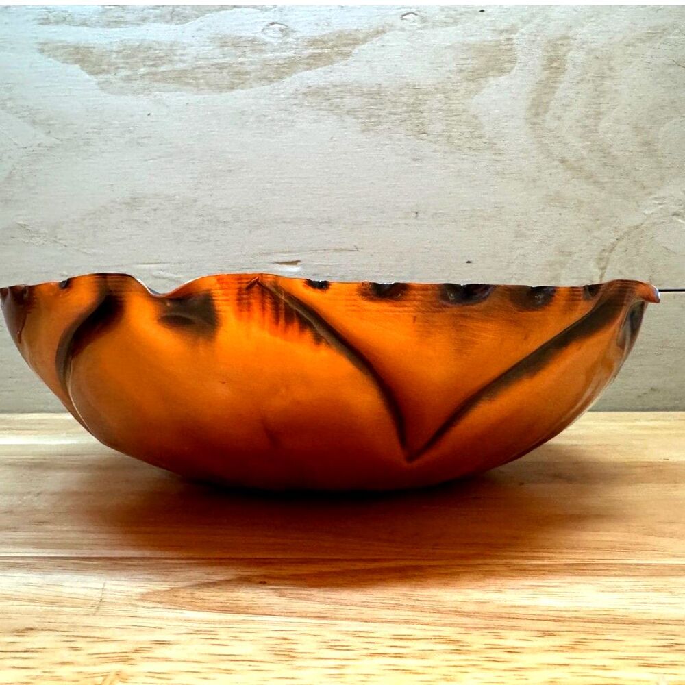 Vintage Gregorian Solid Copper Bowl Ruffled Edge Hand Hammered Flower Design - Picture 4 of 7